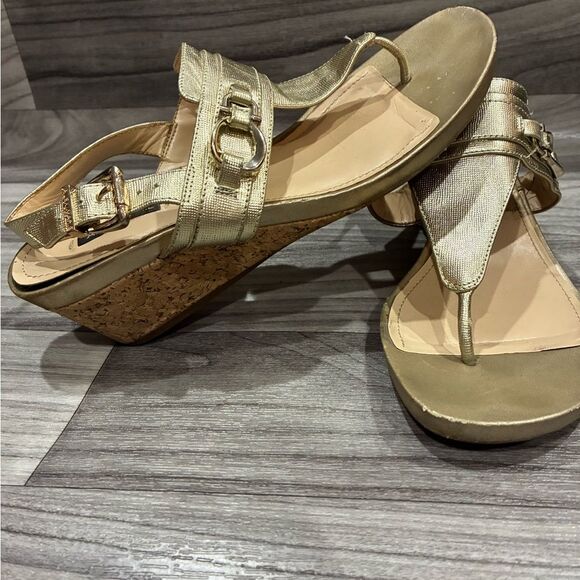 Alex Marie Gold Metallic Wedge Sandals Size 8.5M | Leather Upper Cork Heel - Picture 3 of 7
